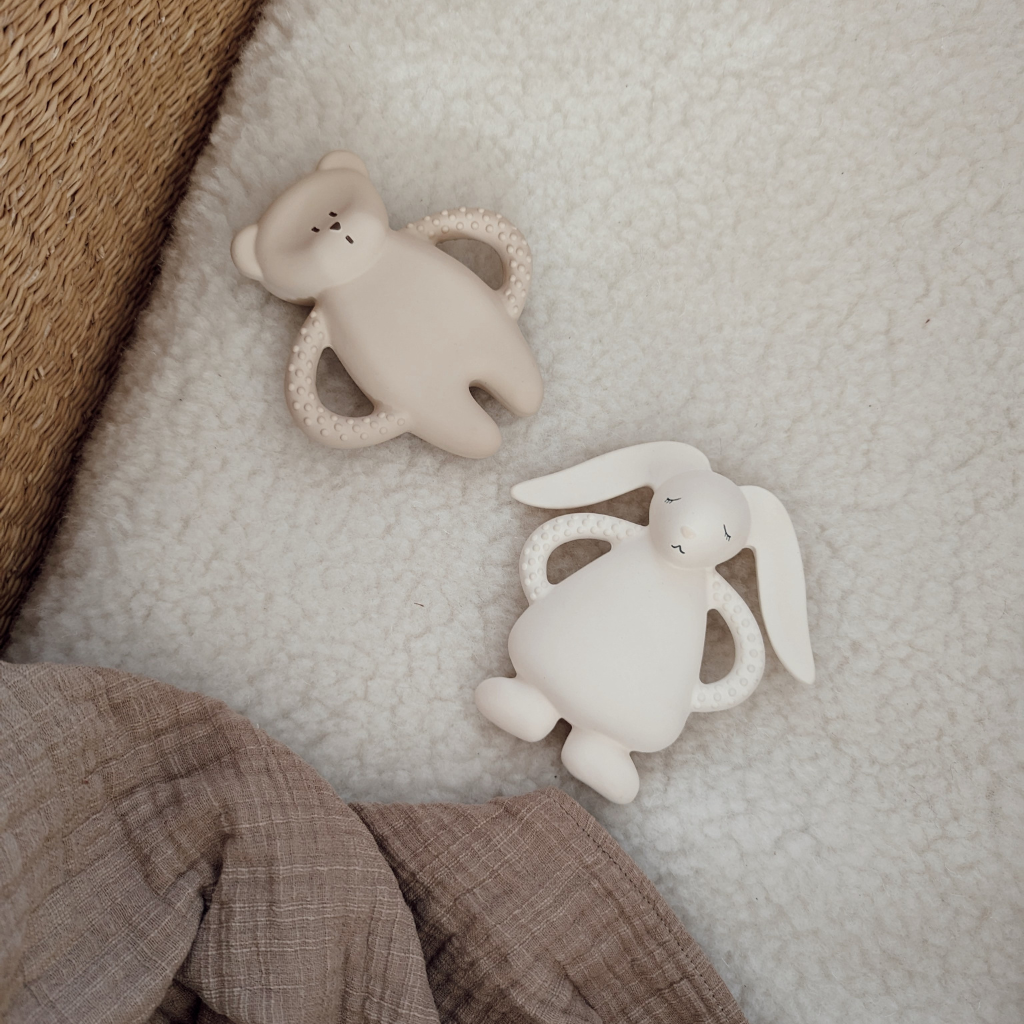 Moonie Teether Bear Sand Nature
