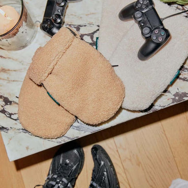 Kong Walther Gants pour poussette Østerbro teddy brun