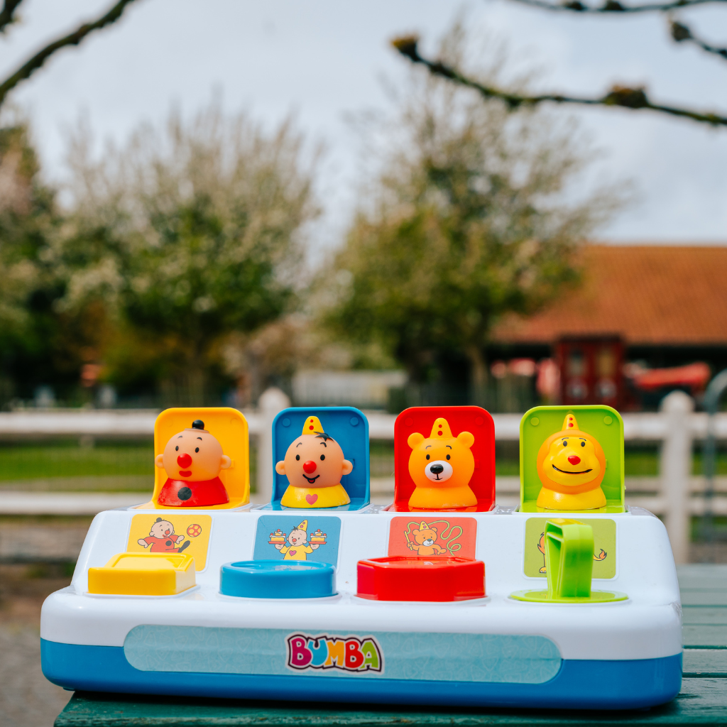 Bumba Figurines pop-up Bumba