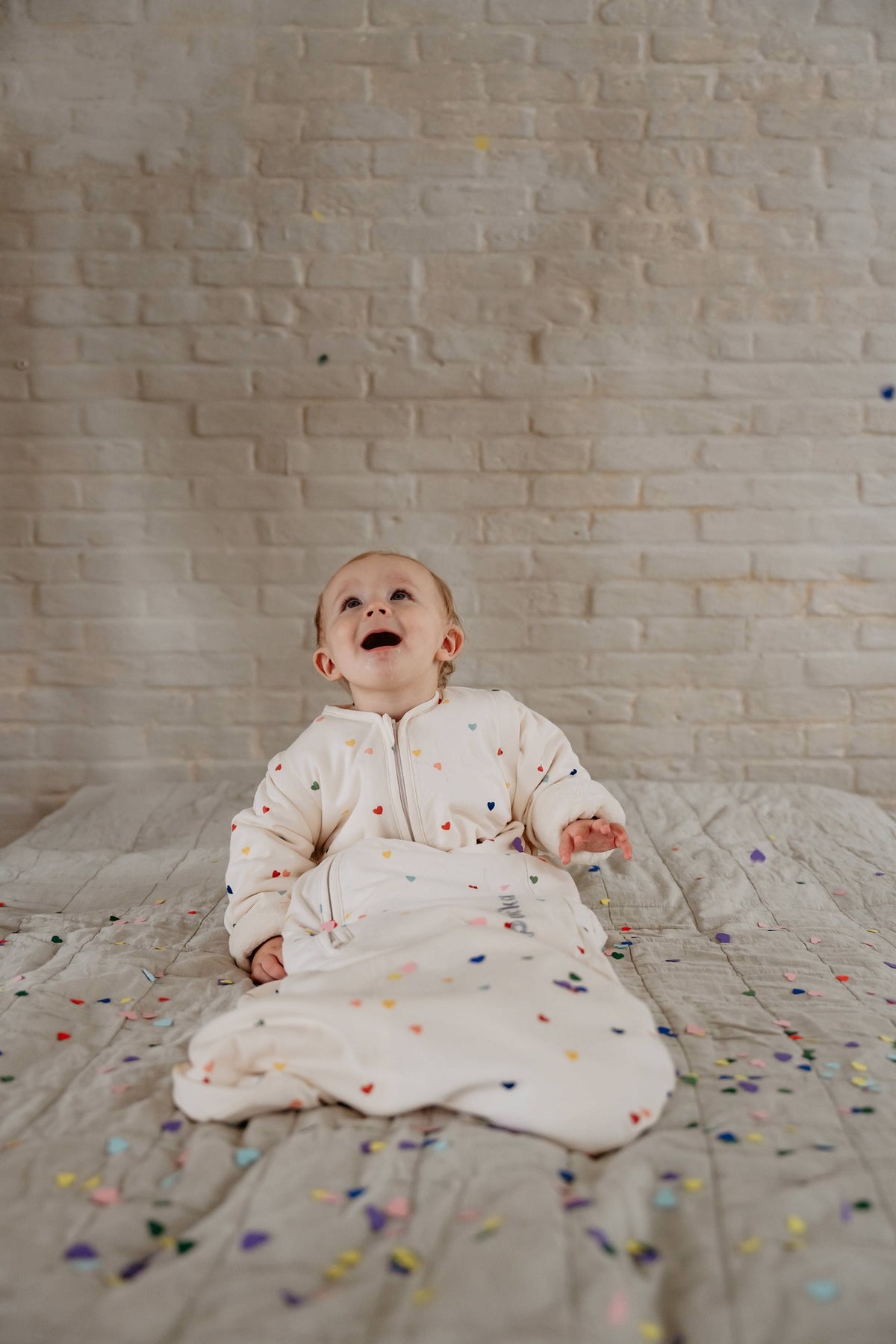 Puckababy Sac de couchage 4 saisons Hearts confetti TOG 0,25-2,5 Beige 100 cm