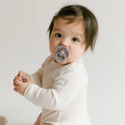 Bibs Sucette + 6 mois Liberty Garden Strawberry Pale Multi - 2 pièces