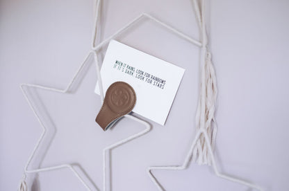 Cloby Attache pour poussette/poussette canne Swaddle Clips cognac/gris