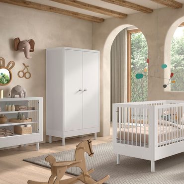 Jaxx 3-delige babykamer (bed + verzorgingstafel + kast met 2 deuren) FORREST Beuk
