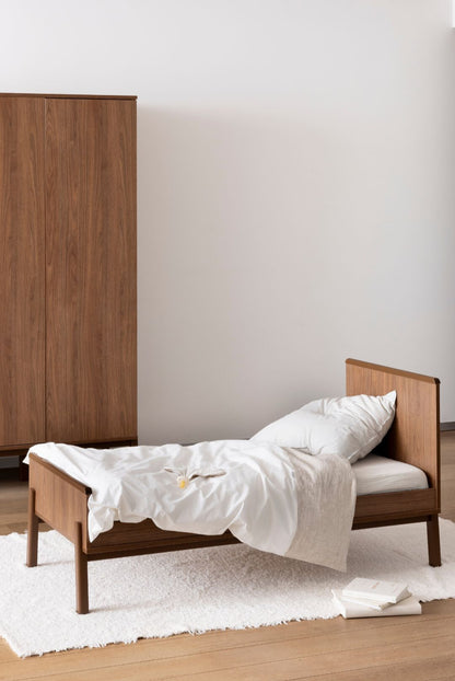 Quax Chambre de bébé 2 pièces (lit L 140 x Lg 70 cm + commode avec rallonge) Ashi Chestnut