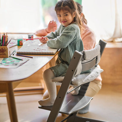 Stokke® Eetstoel Tripp Trapp® Bundel Storm Grey + Baby set²