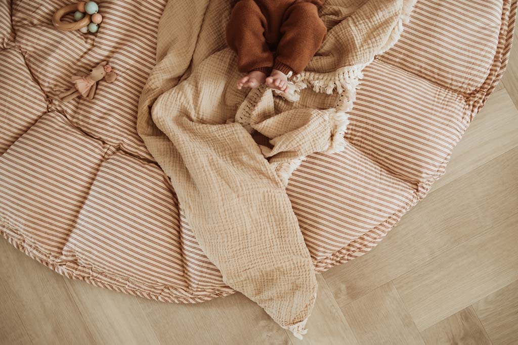 Play and Go Coco Stripes brown organic babymat 130 cm