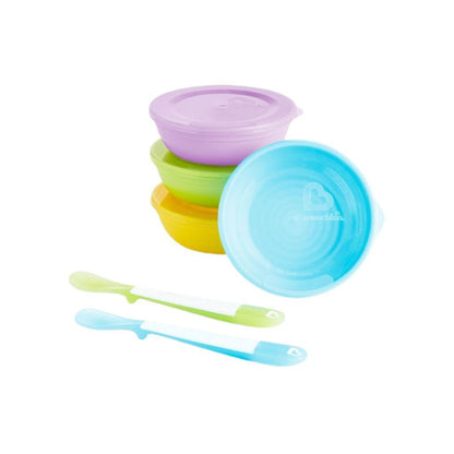 Munchkin Set van 4 kommetjes met deksel + 2 lepeltjes, geschikt voor microgolf en diepvriezer