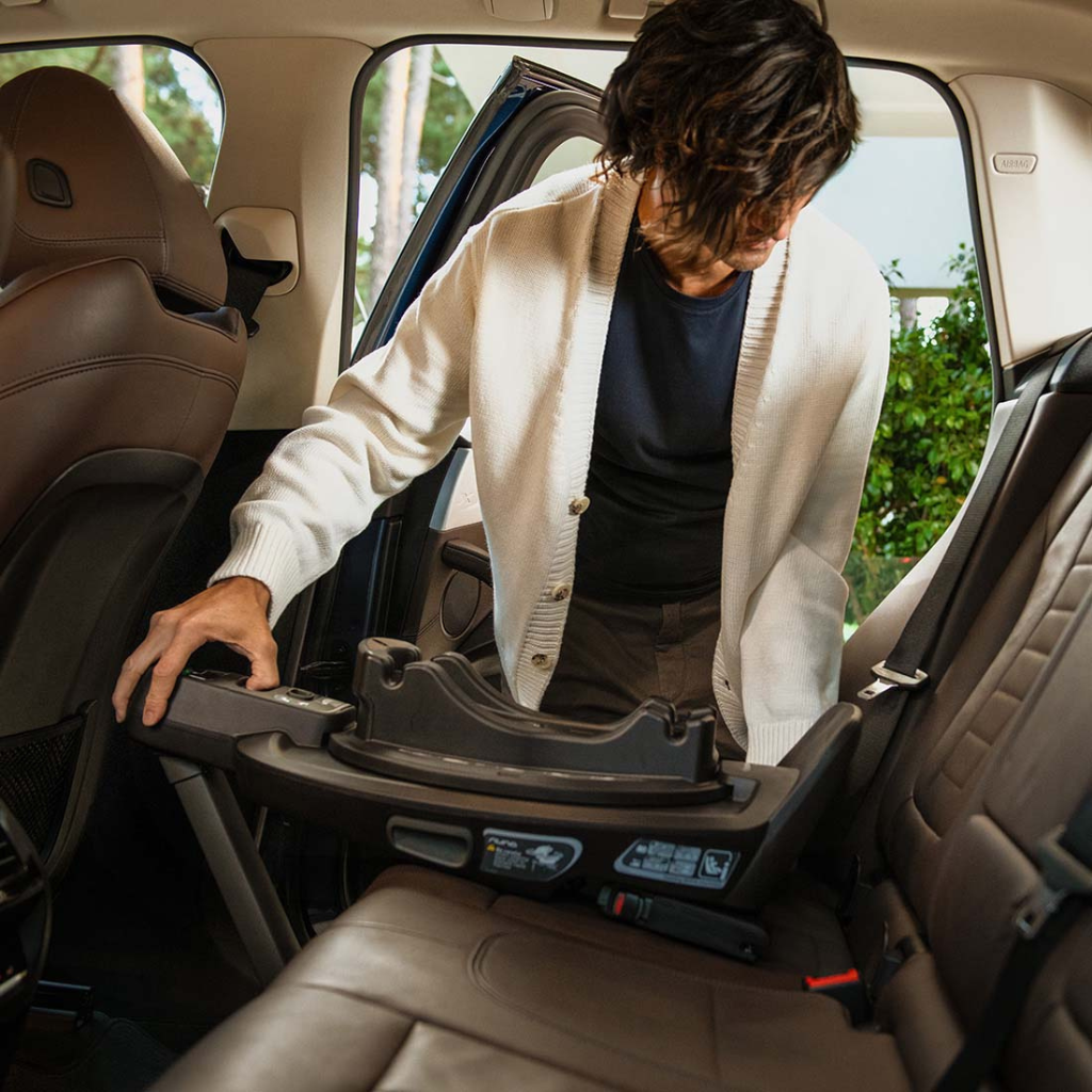 Nuna Isofix Basis Curv R129