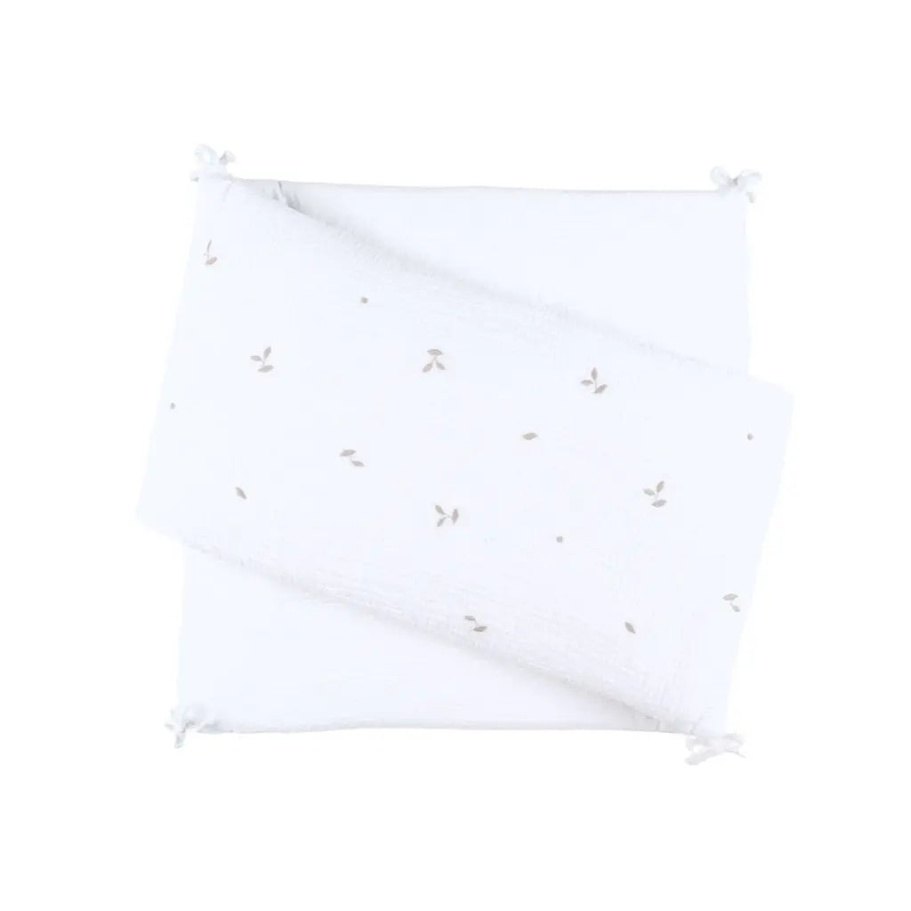 Noukie's Tour de lit mousseline blanche Fluffy & Orso