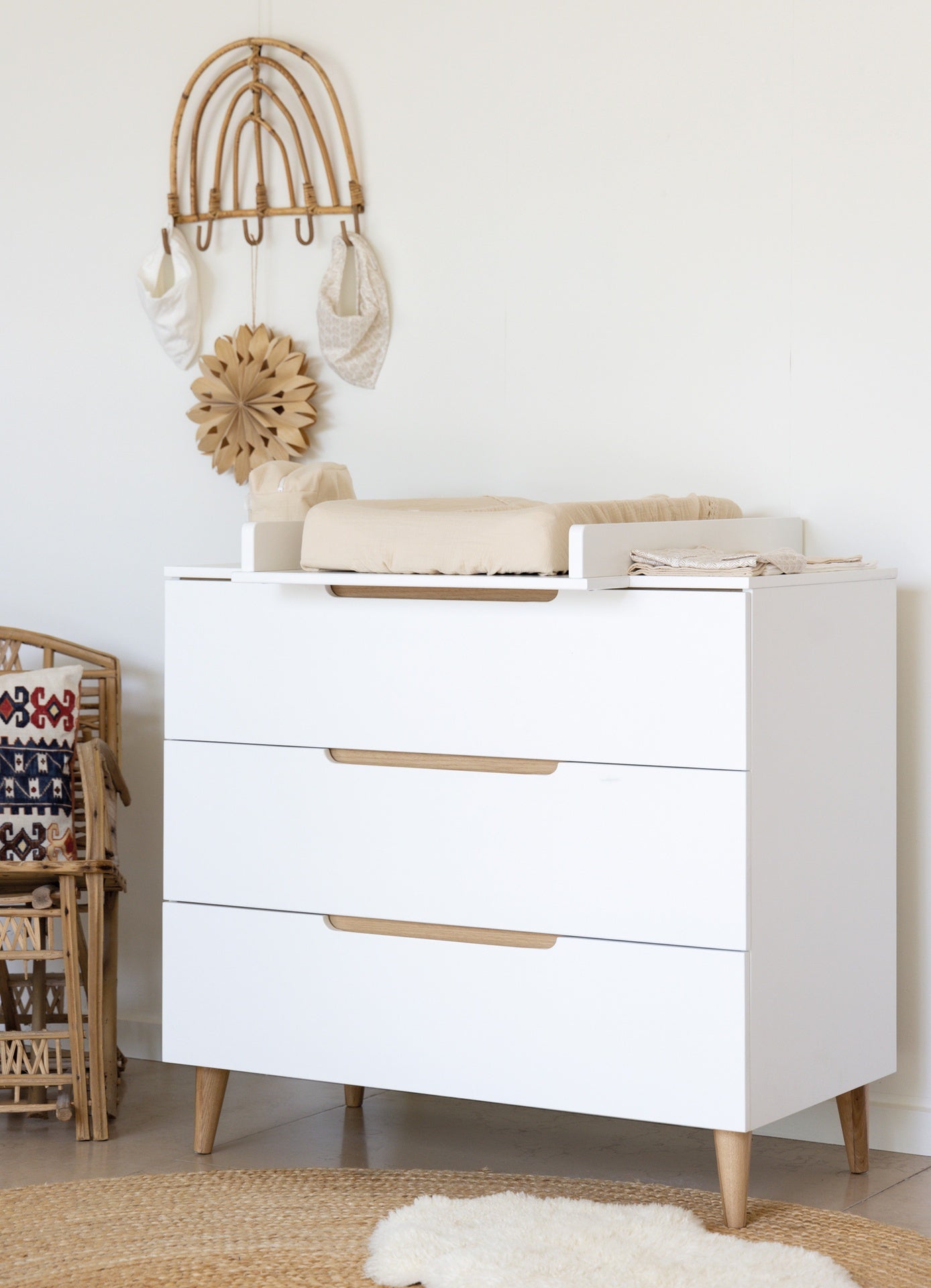 Pericles Chambre 3 éléments (lit L 120 x Lg 60 cm + commode + armoire 5 portes) Boho White