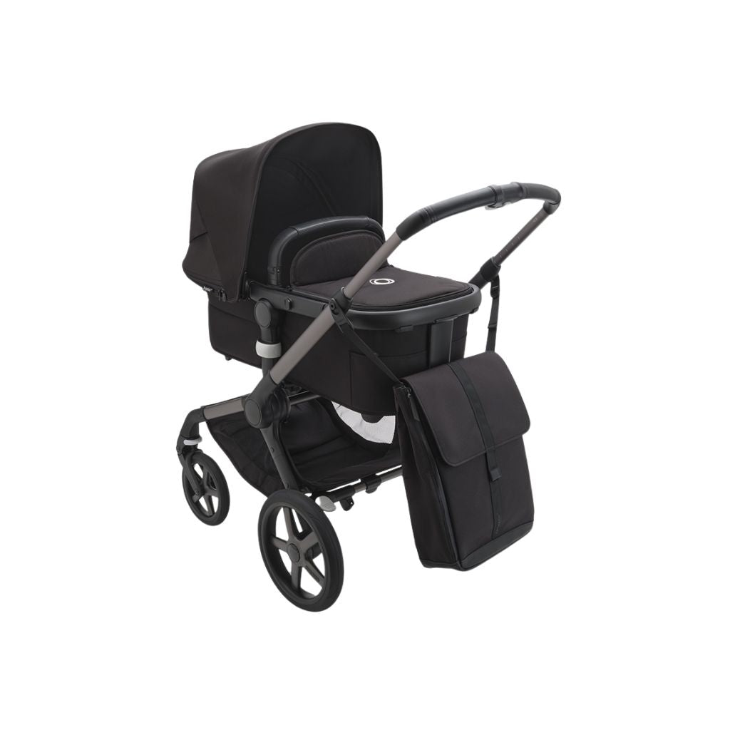 Bugaboo Poussette Fox 5 Renew + nacelle + chancelière + adapteurs + sac à langer + porte-gobelet + habillage pluie Heritage black