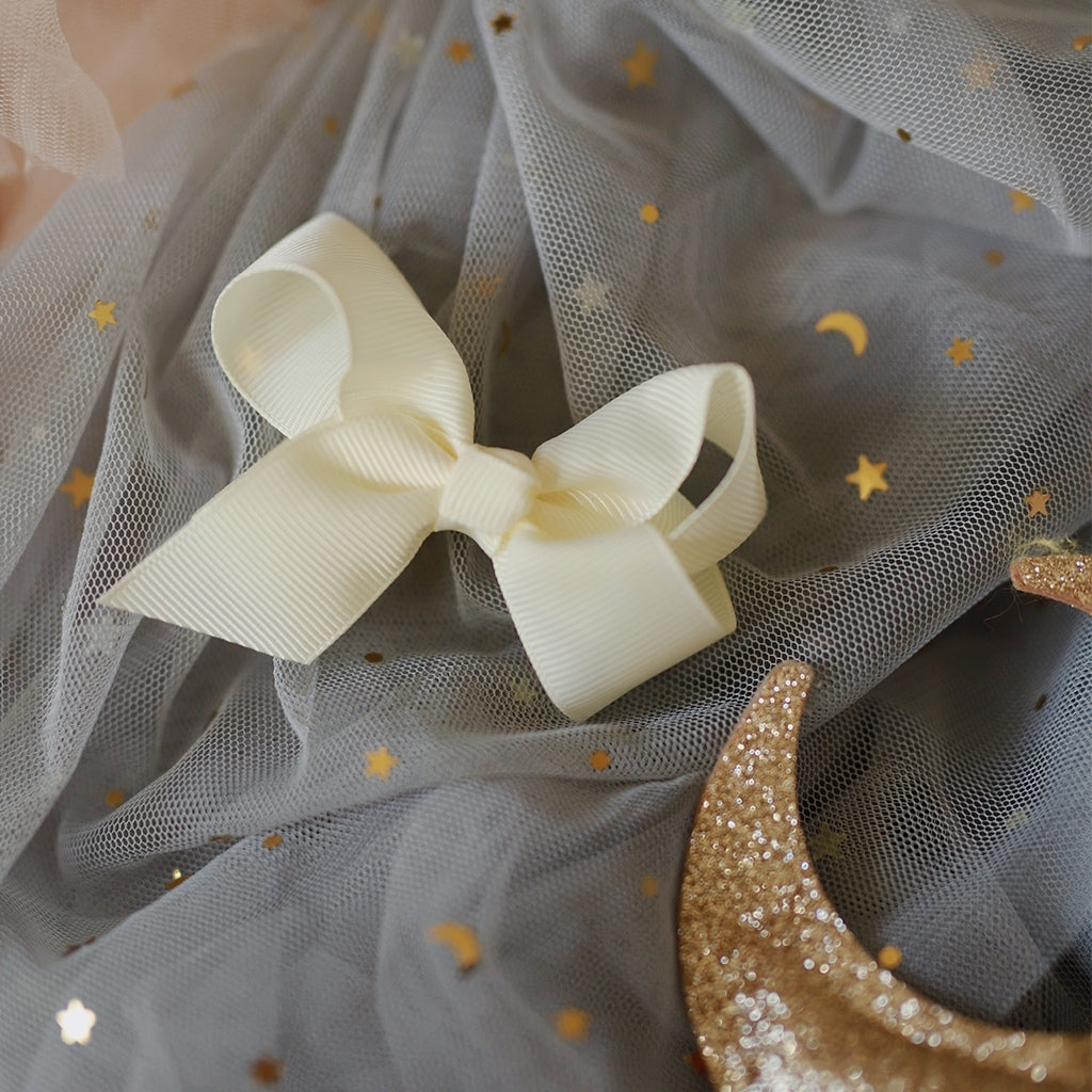 Busy Lizzie Haarclip met Kleine Strik Eggshell