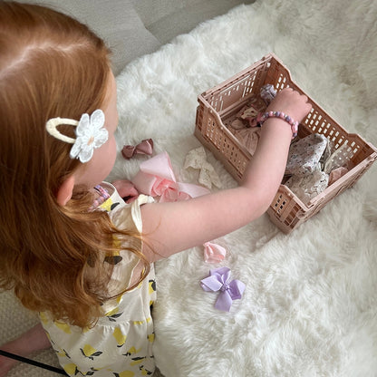 Busy Lizzie Barrettes avec fleurs brodées Beige – 2 pièces