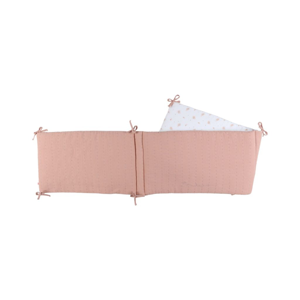 Noukie's Tour de lit Bio Mousseline Vintage Flowers Rose, Blanc