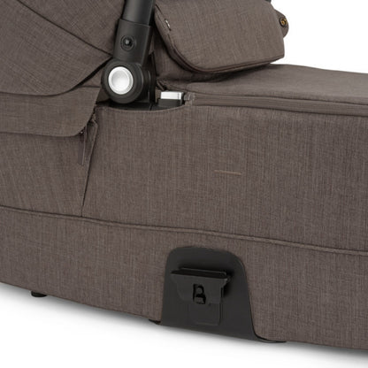 Nuna Draagmand MIXX Chestnut met Regenhoes