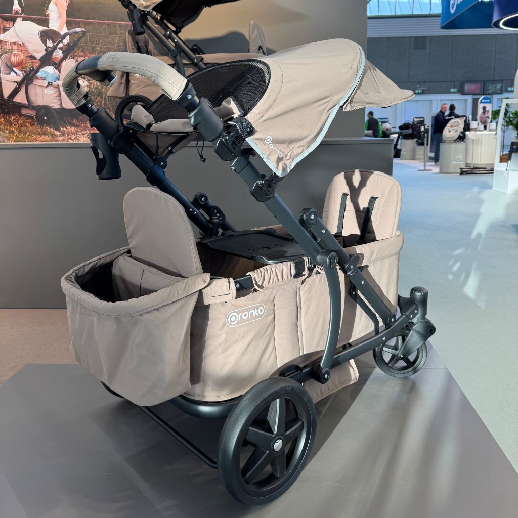Pronto Stroller Chariot Mocha Mousse + porte-gobelet