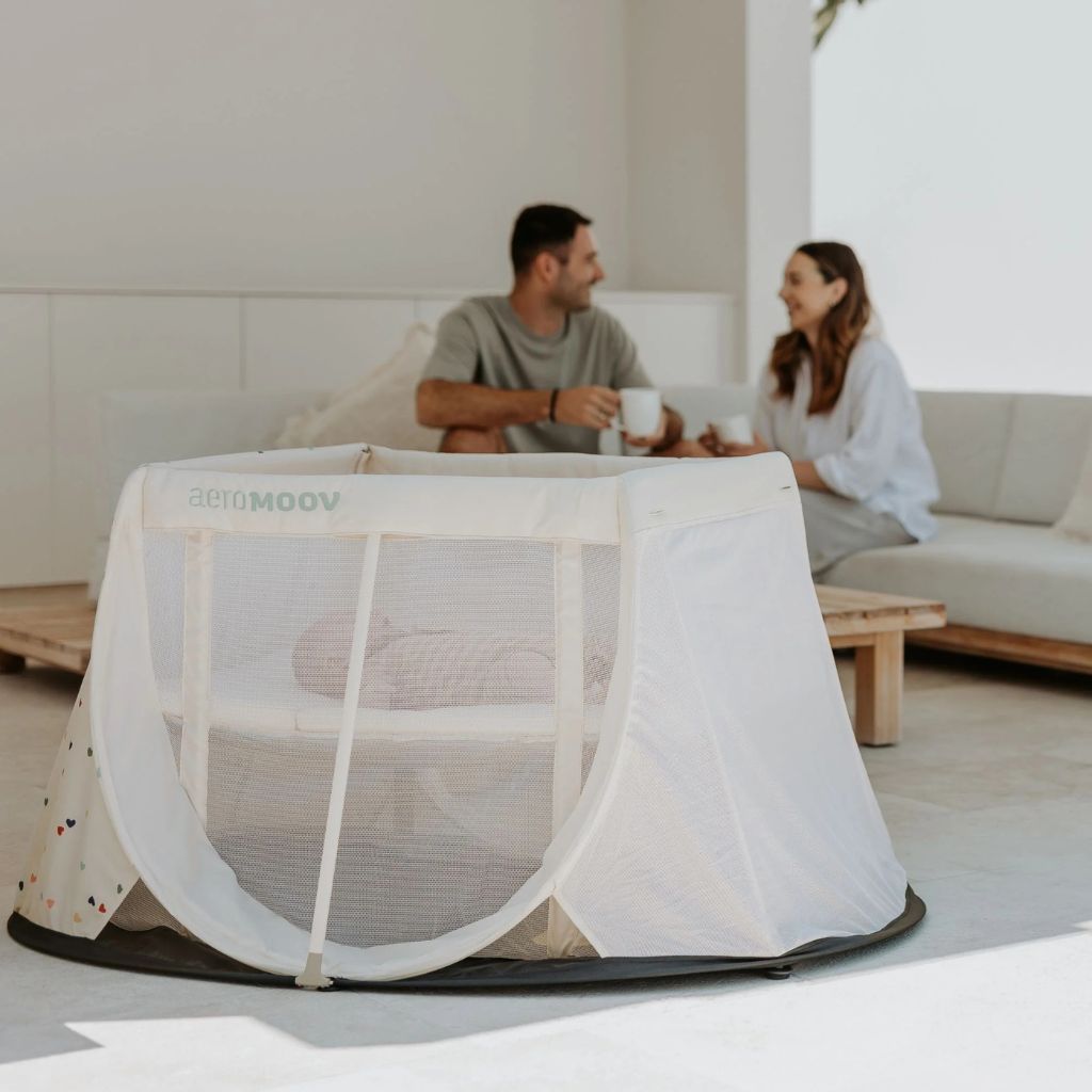 AeroMoov Lit de voyage instantané Confetti Hearts multicolore