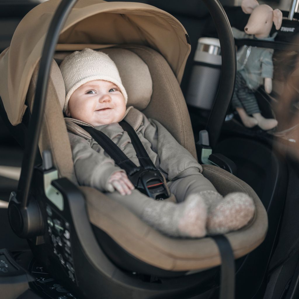 Thule Draagbare Autostoel Maple Connect Groep 0+ Faded Khaki