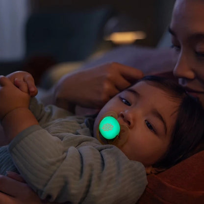 Philips AVENT Fopspeen +6m Soft Night Mystery Kleur/Design Geel/Blauw of Paars/Groen