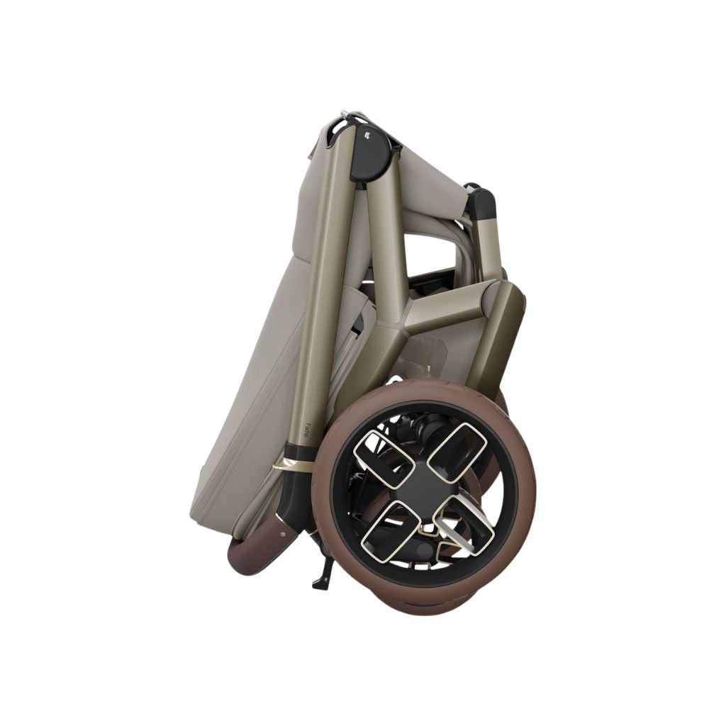 Maxi-Cosi 3-en-1 Poussette Fame Sapphire Sand + Nacelle + Coral Slide Sapphire Sand + Base Familyfix Slide Pro