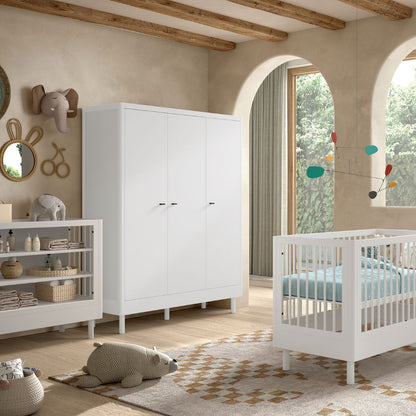 Jaxx 3-delige babykamer (Babybed L 60 x B 120 cm + Verzorgingstafel + Kast met 3 deuren) Forrest Beuk Wit