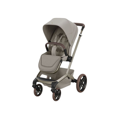 Maxi-Cosi Poussette 3 en 1 Fame Sapphire Sand + Nacelle Sapphire Sand + Siège-auto portable Groupe 0+ Pebble 360 Pro2 Twillic Truffle + Base FamilyFix 360 Pro
