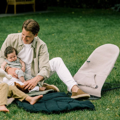 Ukje Hoes voor relax BabyBjörn Wafelstof Taupe