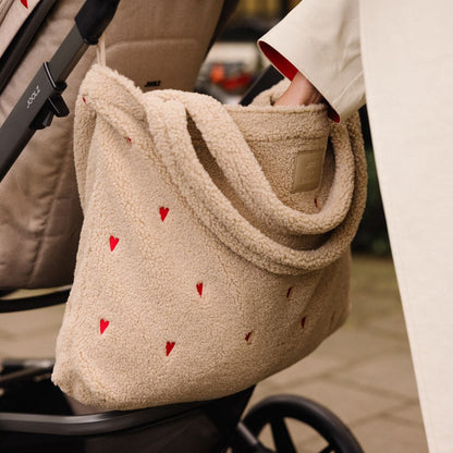 Joolz x Studio Noos 2-en-1 Poussette Day5 Sandy Taupe / Red Hearts + Nacelle Sandy Taupe / Red Hearts + Mom Bag Red Hearts