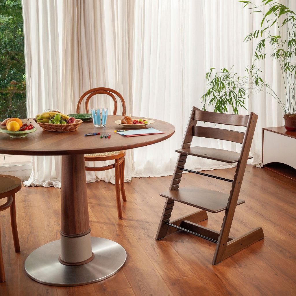 Stokke® Chaise Haute Tripp Trapp® Signature Walnut