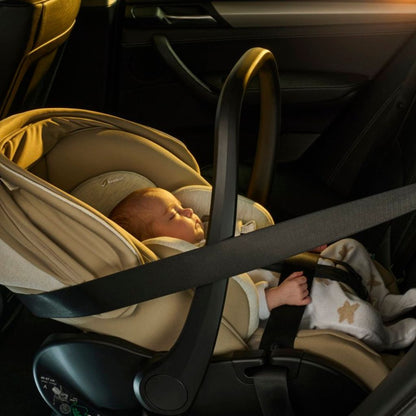 Chicco Siège-auto Portable First Seat Recline 2 i-Size Groupe 0+ Caramel 