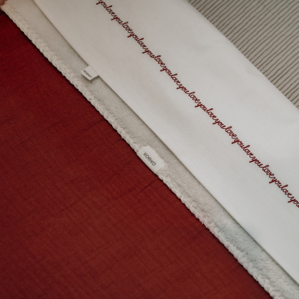 Koeka Couverture Pour Berceau Teddy Faro Burgundy B 75 x L 100 cm