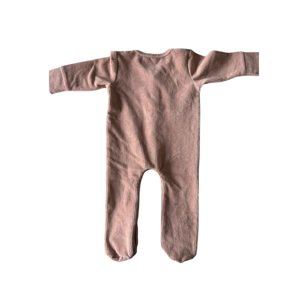 Dreambee Essentials Pyjama à Bord Côtes Avec Pieds Rose