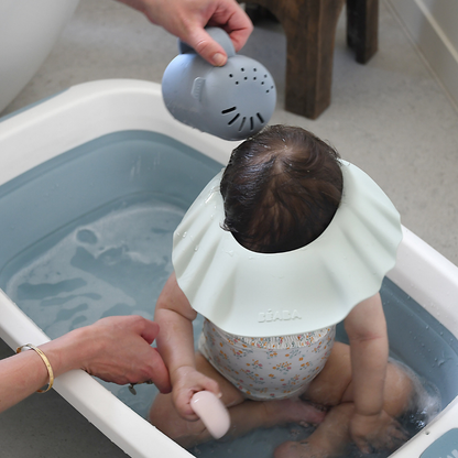 Béaba Visière de bain en silicone Vert de gris