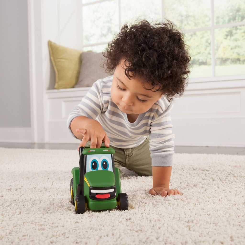 Tomy Tracteur Johnny Pousse et Roule