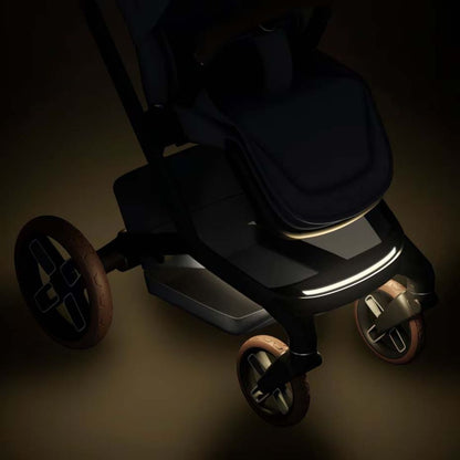 Maxi-Cosi Kinderwagen 4-in-1 Fame Twillic Truffles + draagmand + Autostoel Pebble 360 pro 2 + basis Familyfix 360 Pro