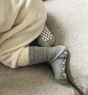 KipKep Paire de chaussettes Antidérapantes Grey 12 à 18 mois
