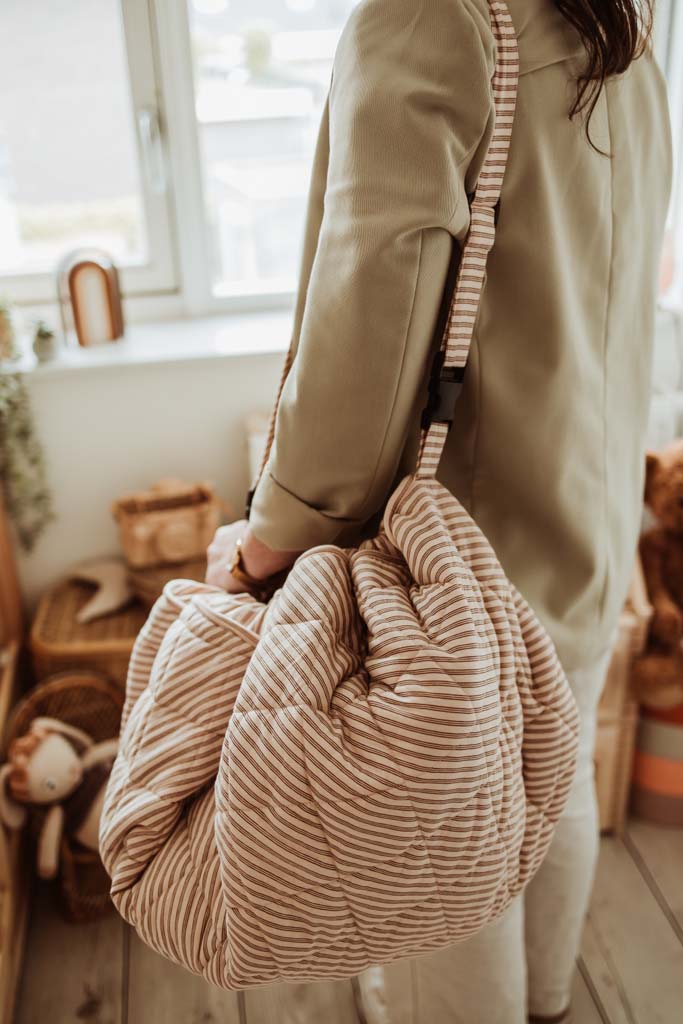 Play&Go Noomad soft stripes brown organic babymat & bag