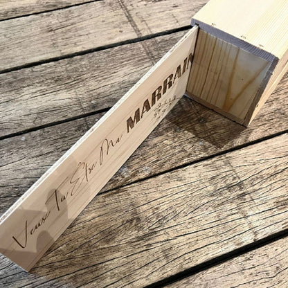 Dotti Coffret vin "Une boîte avec une question"/ "Veux-tu être ma marraine ?" FR