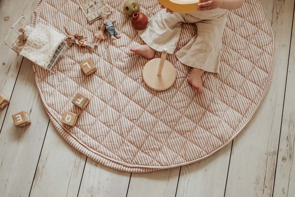 Play&Go Noomad soft stripes brown organic babymat & bag