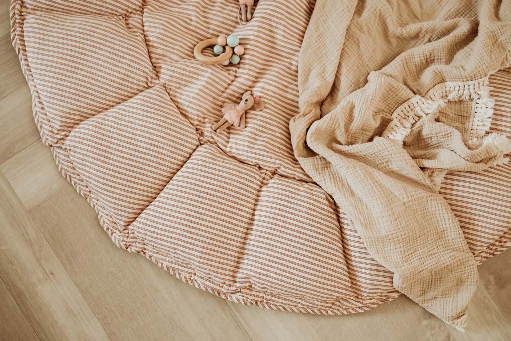 Play and Go Coco Stripes brown organic babymat 130 cm