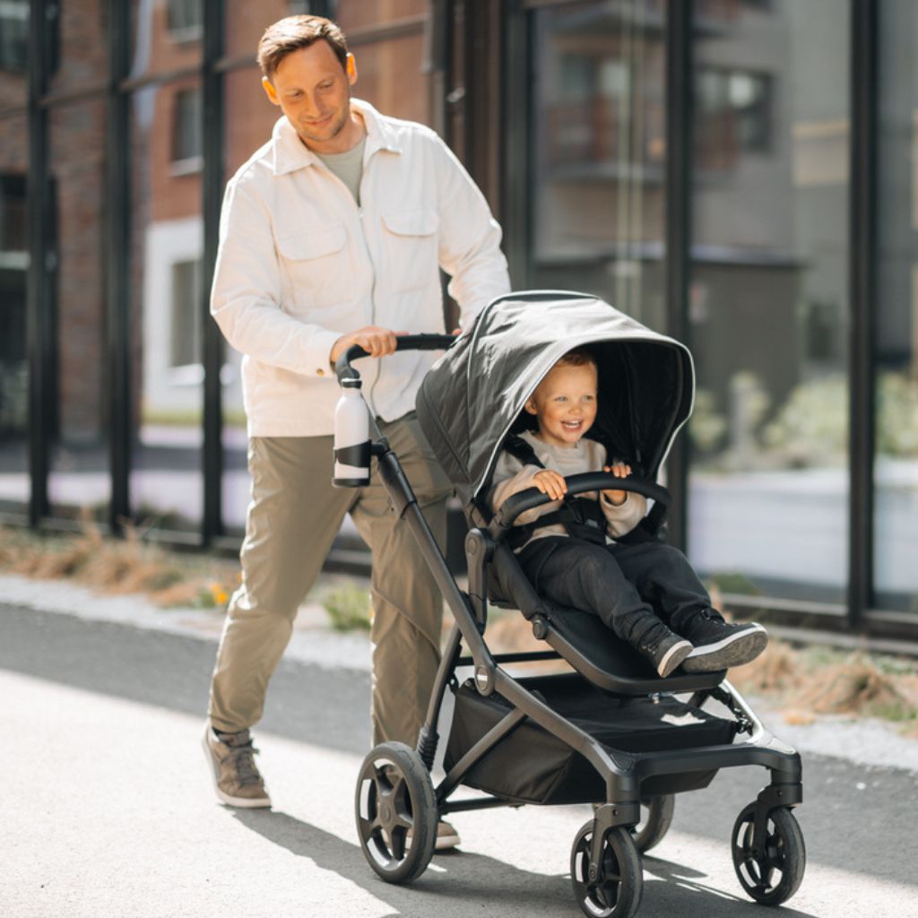 Thule Poussette Sleek2 + Nacelle Black