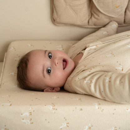 Little Dutch Housse pour matelas à langer Newborn Naturals Little Goose Beige