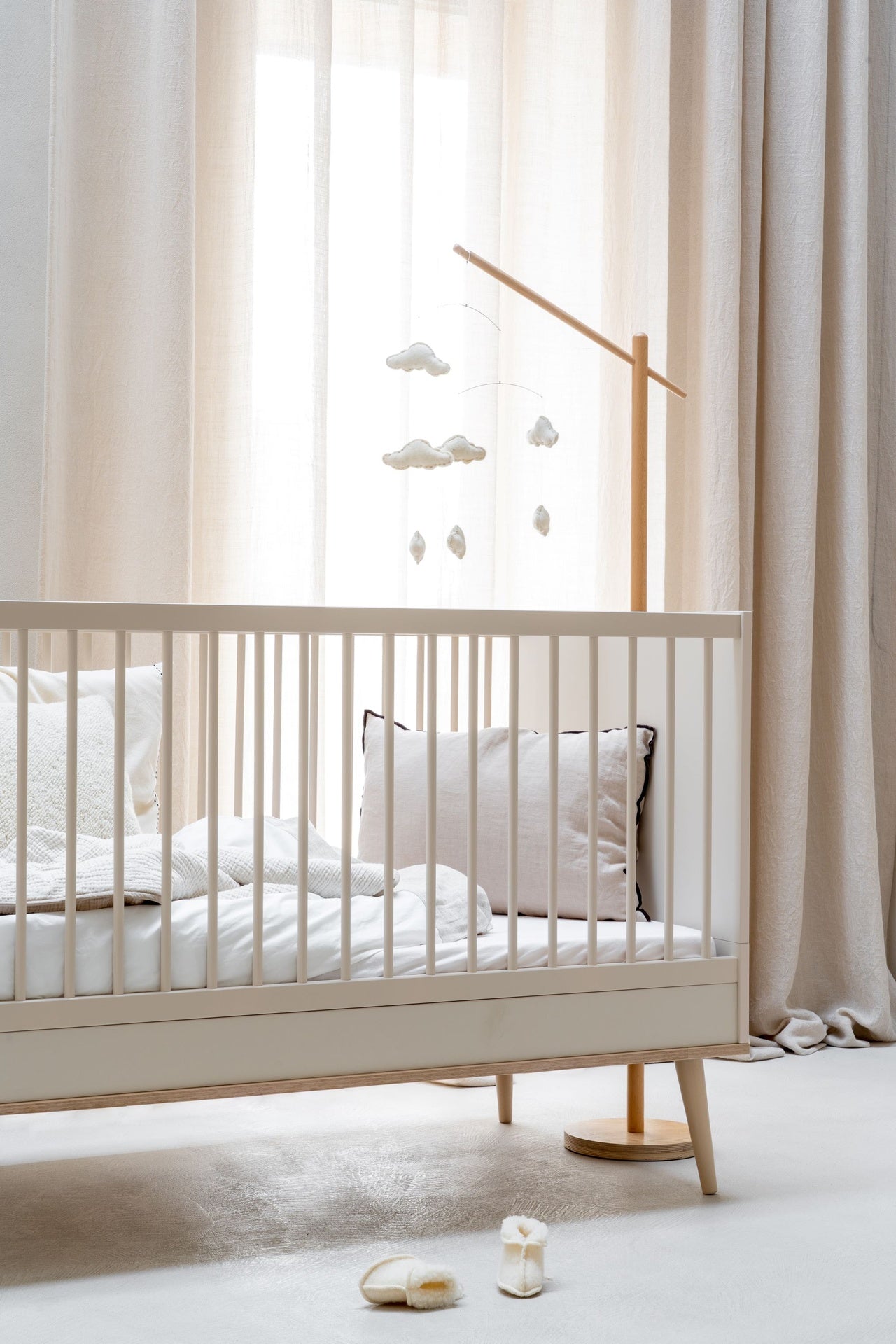 Quax 2-delige babykamer (meegroeibed L 140 x B 70 cm + commode) Flow Clay