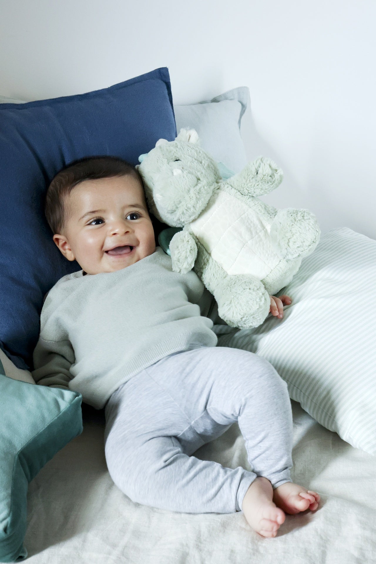 Cloud-B Knuffel met licht & muziek LoveLight™ Drake de Draak 30 cm